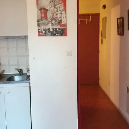 Апартаменти Apartamento Madragde